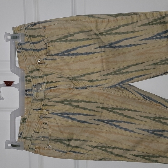 Loft Jeans - Picture 1 of 6